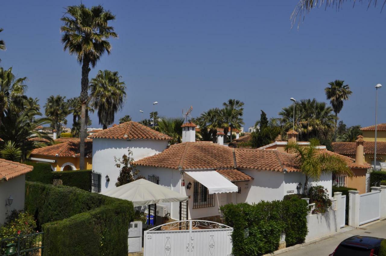 Family Beach Villa Rubens Оліва Екстер'єр фото